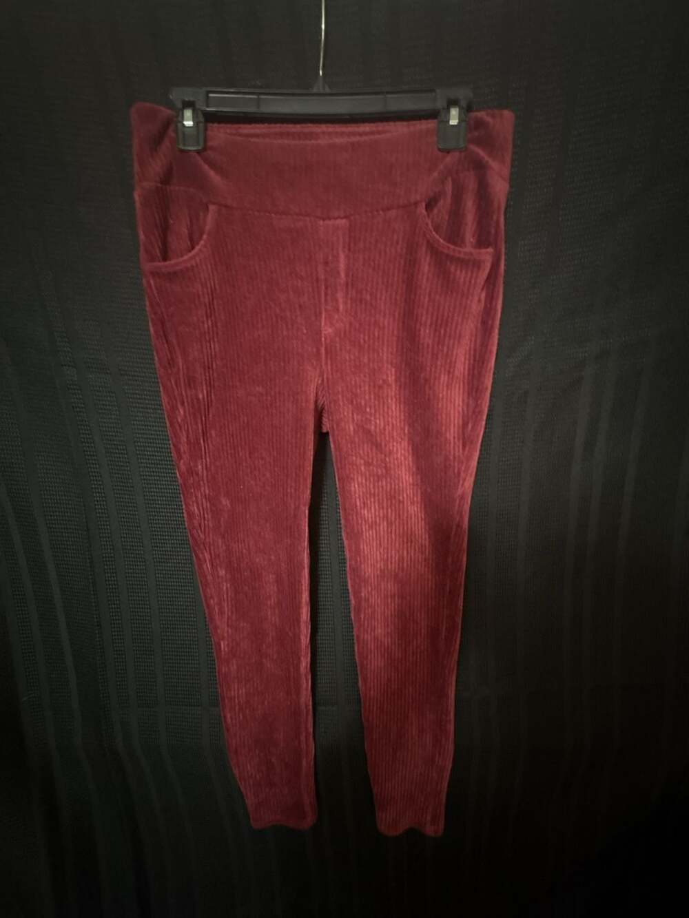 Denim & Co. Smooth Waist Knit Corduroy Leggings in Wine